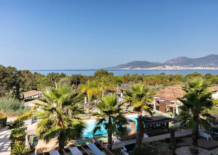 Bella Vista Hotel, Suites & Maisons